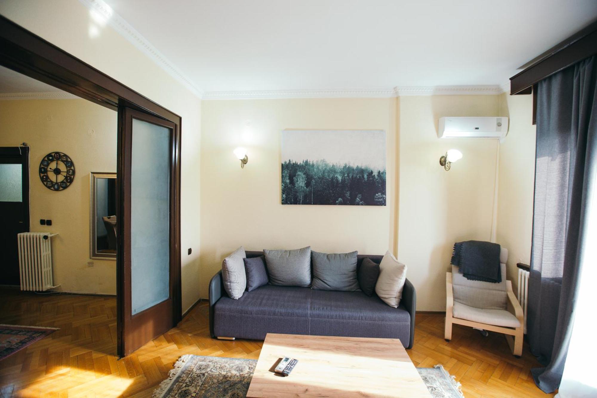 Spacious City View Apartment With Balcony Bucharest Luaran gambar